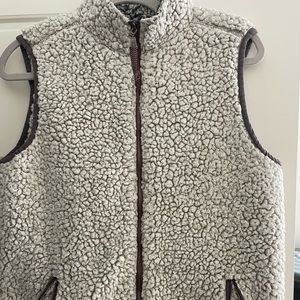 True grit. Size small. Grey color